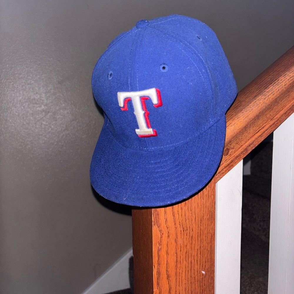 New Era 59Fifty Kids Texas Rangers Fitted Cap 6 3/8